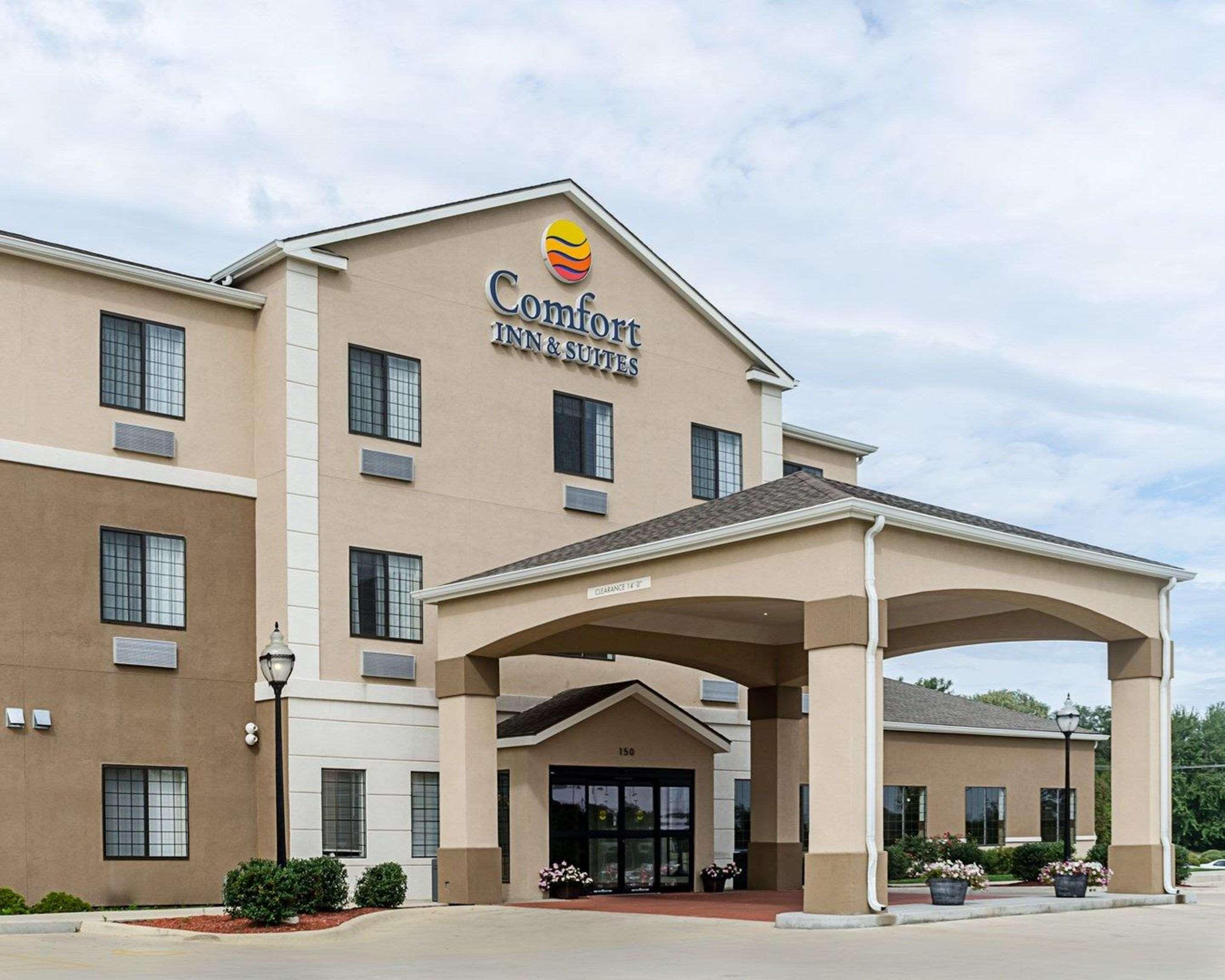 Comfort Inn & Suites Lawrence Exterior foto