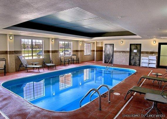 Comfort Inn & Suites Lawrence Exterior foto